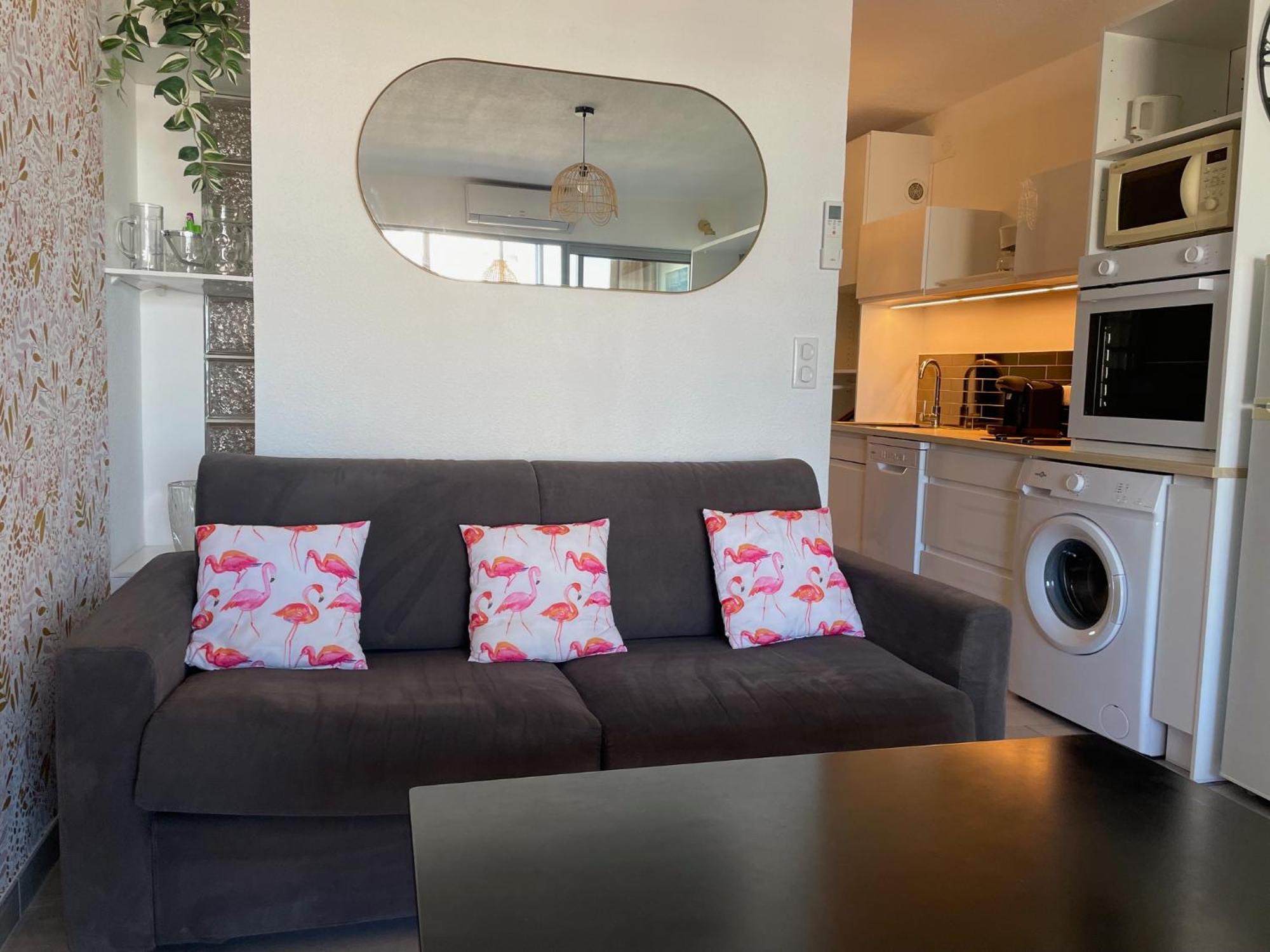 Apartment 2-3 Pers Parking Clim Vue Port Et *
